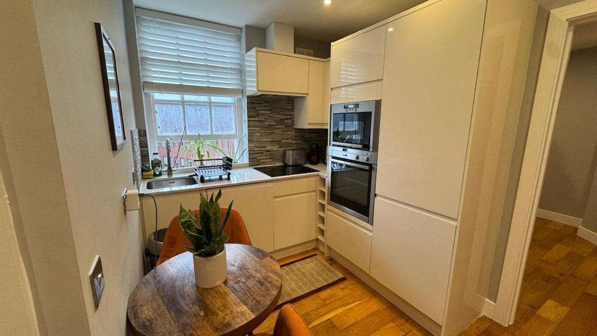 Central Apartment London Eksteriør bilde