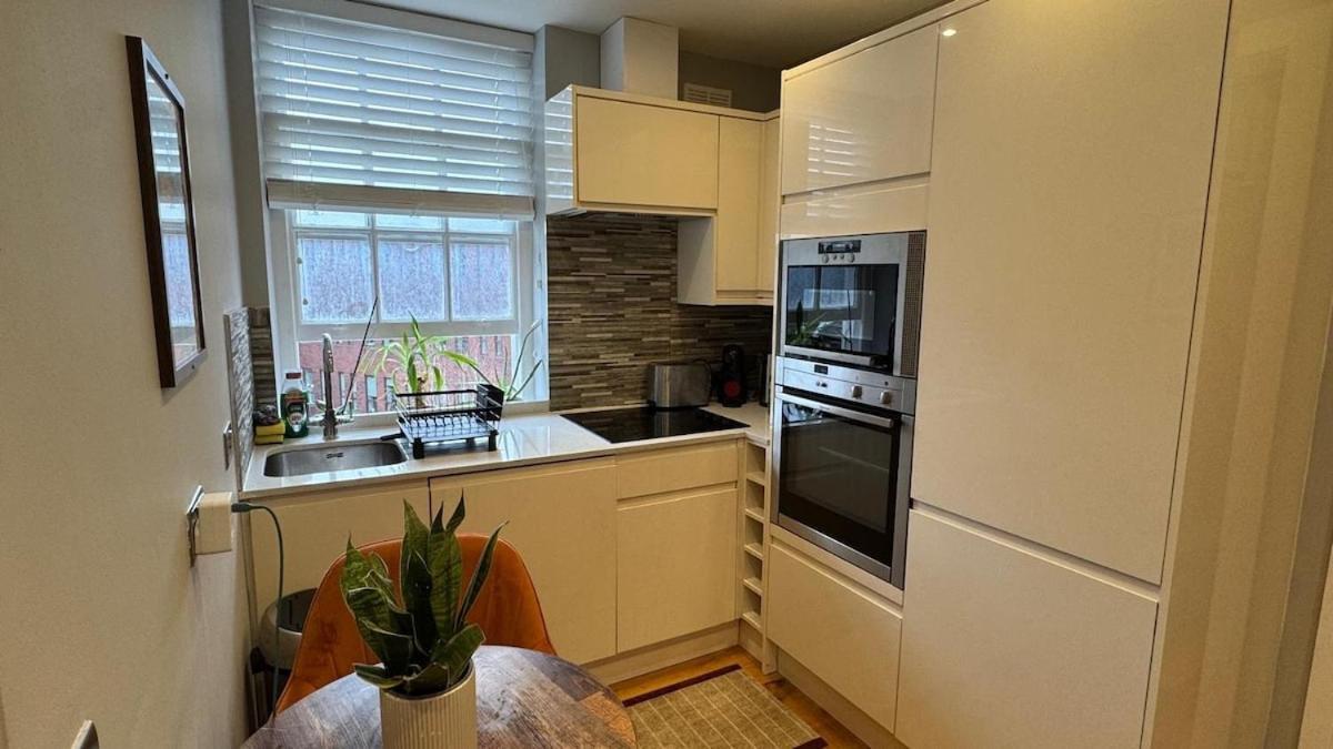 Central Apartment London Eksteriør bilde
